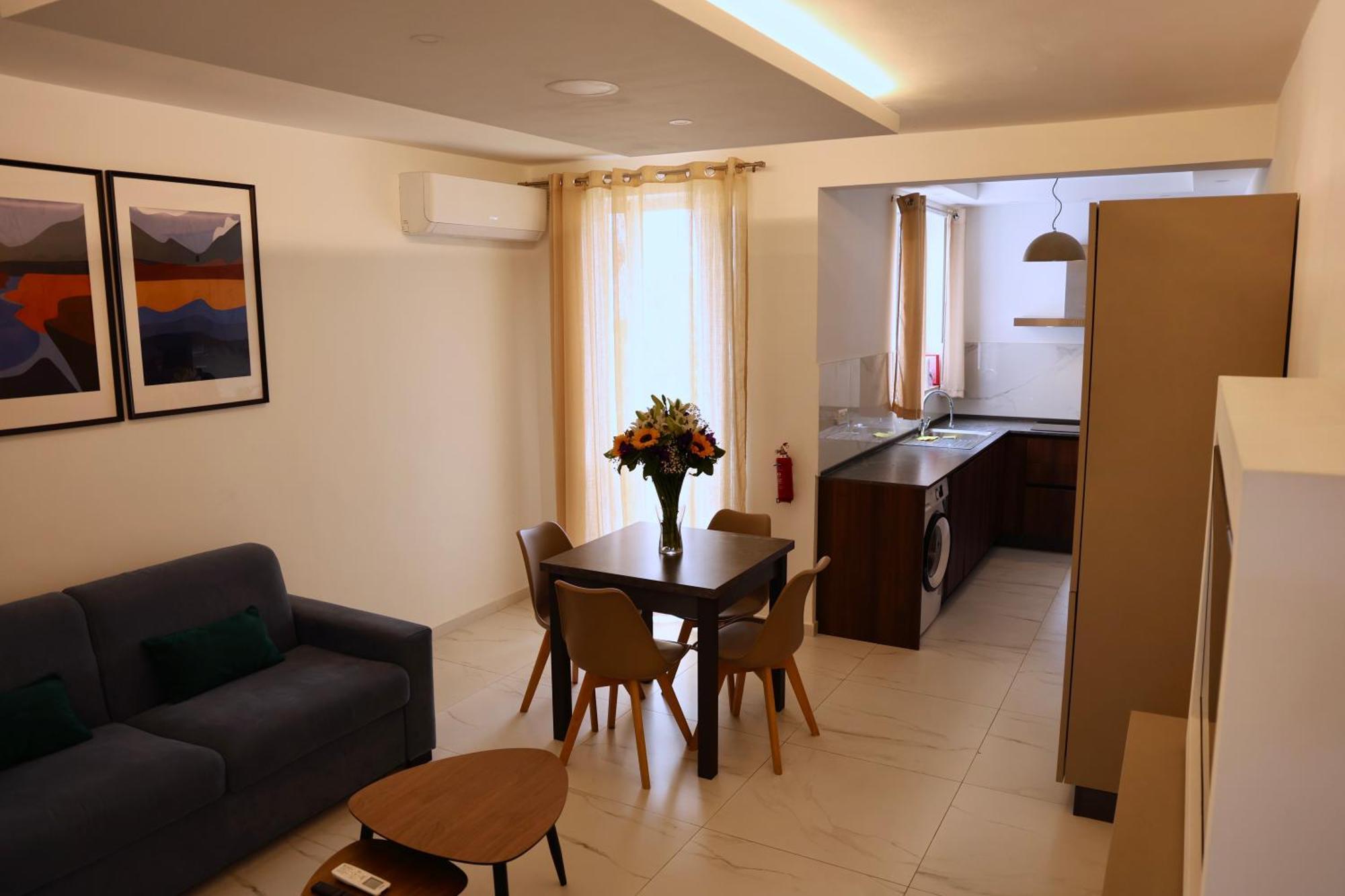 Spinola Apartment Сент Джулианс Экстерьер фото